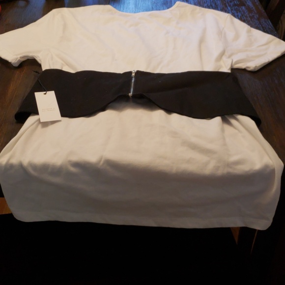 Shirt with black belt - Picture 2 of 2
